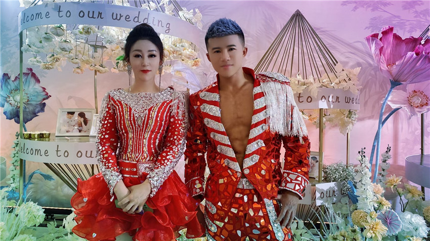 凤凰传奇模仿秀